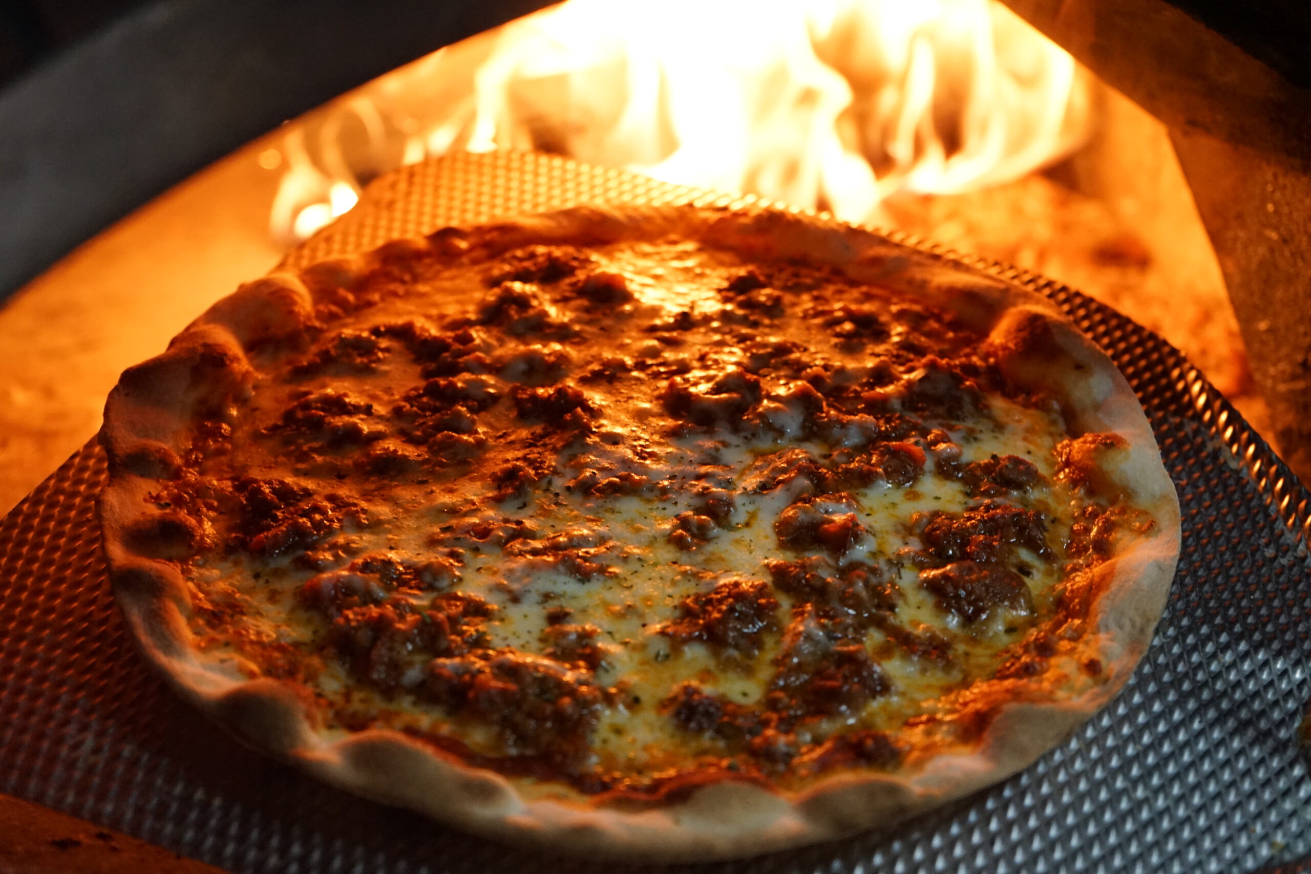 Pizza<br>alla<br>Bolognese