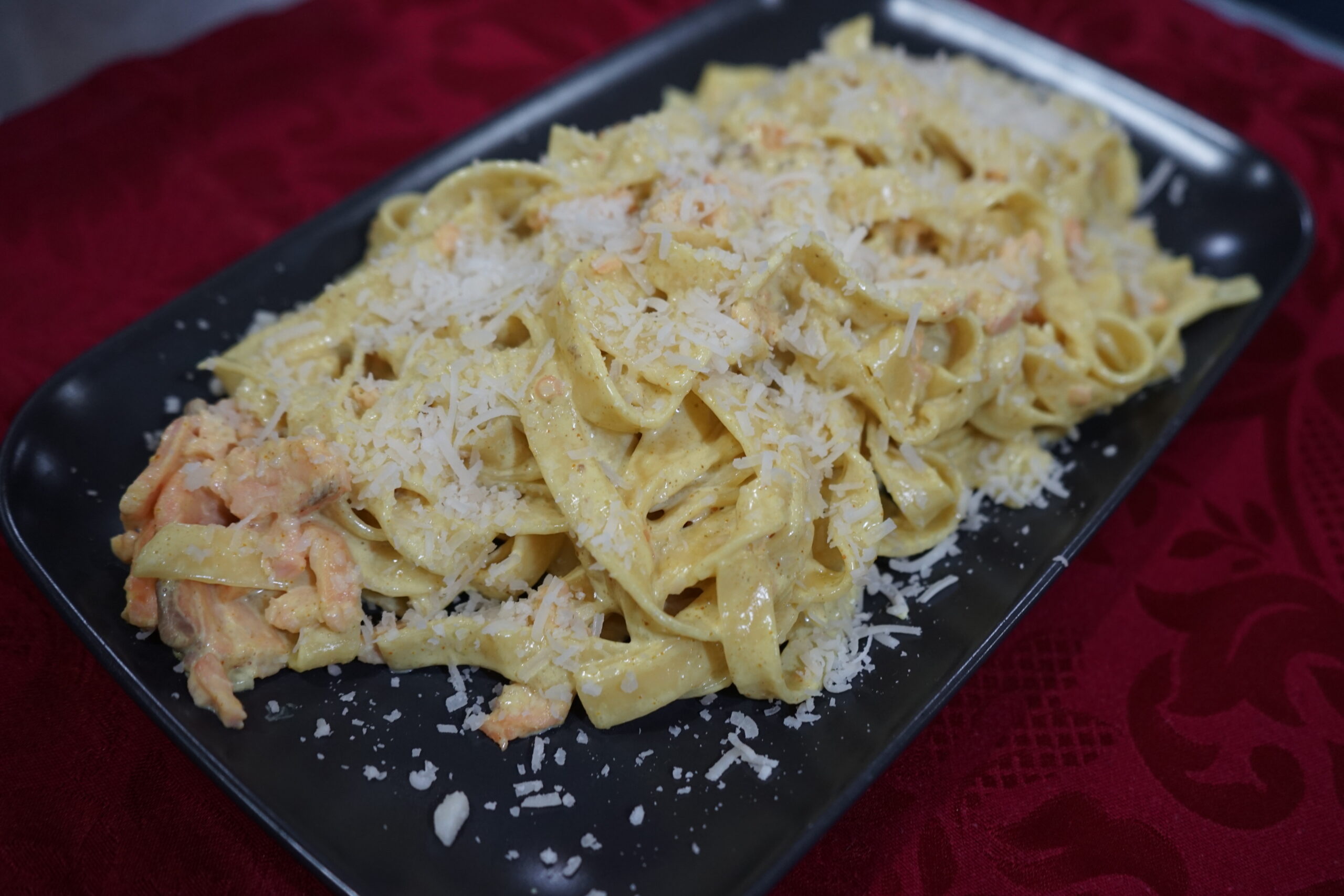 Tagliatelle Salmone